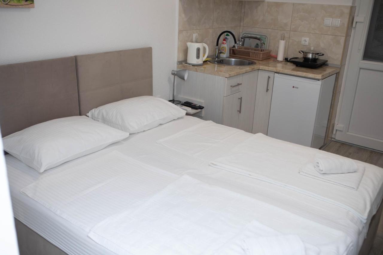 Apartmani Budimcic Требинье Экстерьер фото